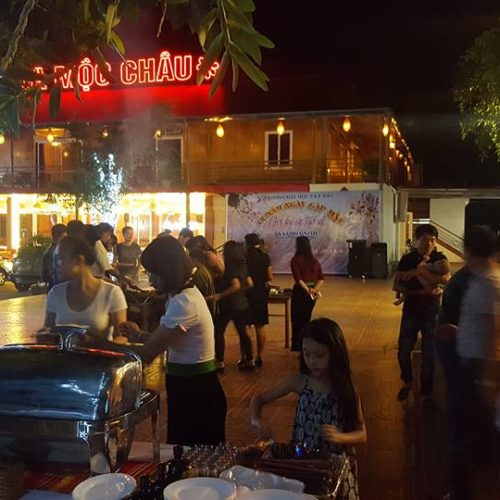 Tiệc BBQ ngoài trời cực HOT duy nhất tại Mộc Châu